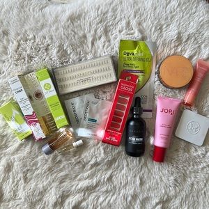 Make up skincare bundle!